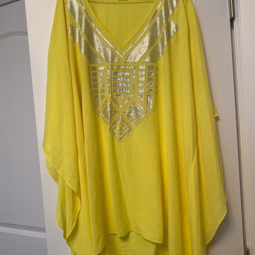 Peter Nygard Yellow Metallic-Accented V-Neck Blouse